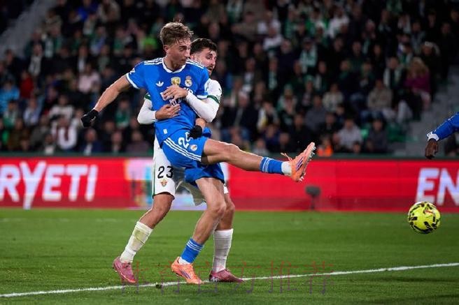 阿斯:赫伊森无大碍 预计将在对阵埃尔切时复出 阿斯:赫伊森无大碍 预计将在对阵埃尔切时复出